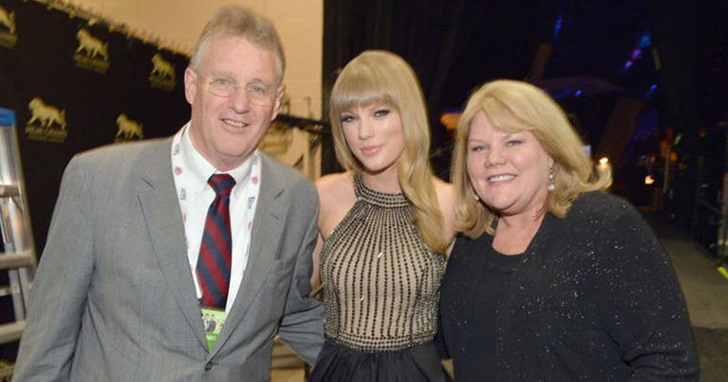 Taylor Swift Parents - Scott and Andrea with Taylor Swift.